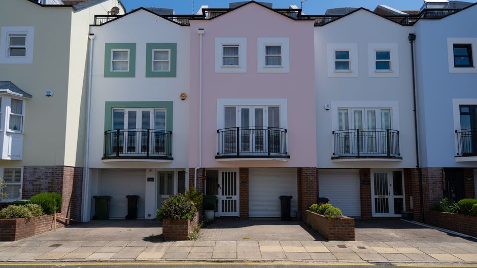 AJ Property Maintenance, property maintenance services covering Beverley Painting & Decorating in Beverley
